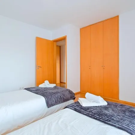 Apartment Bright & Modern Duplex With Terrace Telheiras *